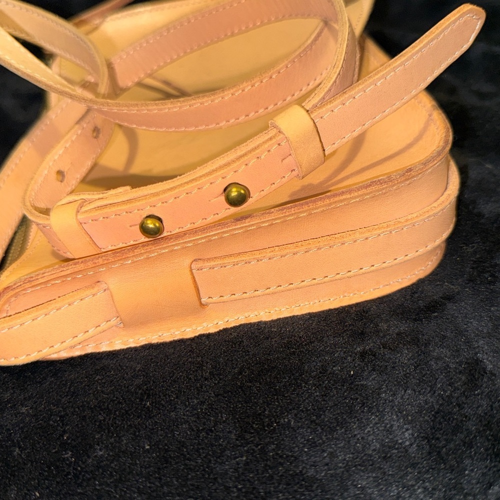 MADEWELL The Simple Crossbody in Nude* - Picture 7 of 13